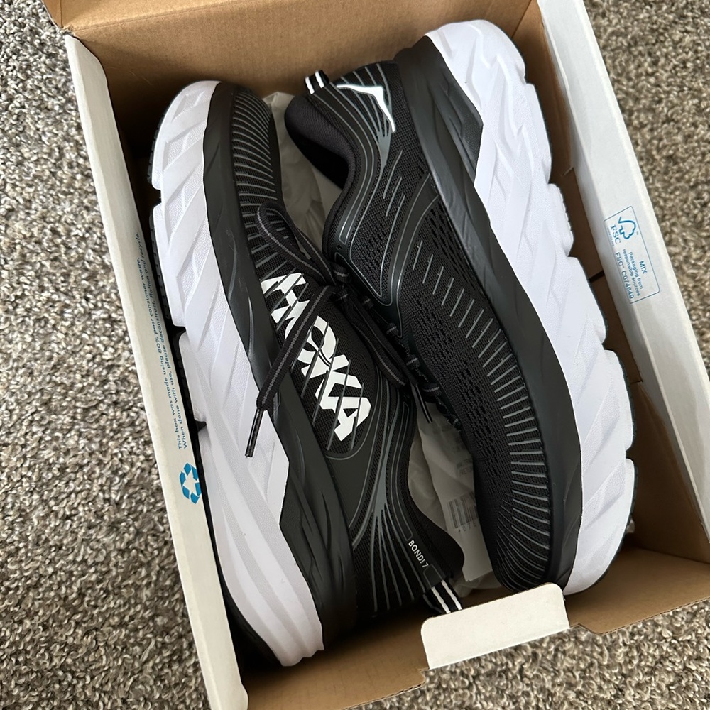 Hoka Bondi 7